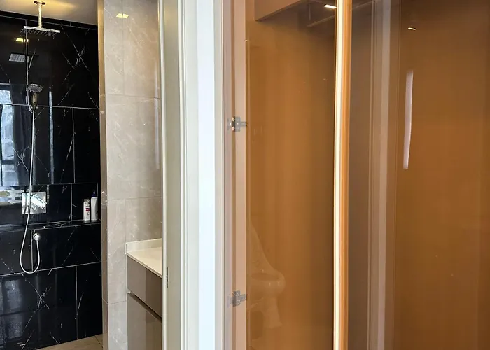 Luxury 1br Retreat For Couples & Nomads 公寓 *